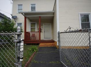 353 Ogden St, Bridgeport, CT 06608