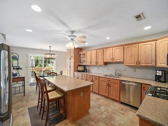 2nd image of 14 McManus Ct #9