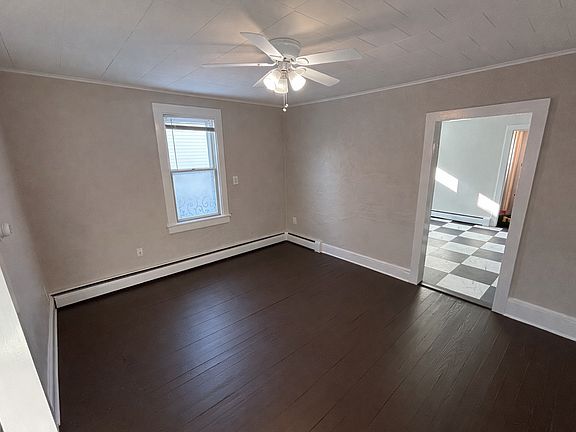 Family Room 1
