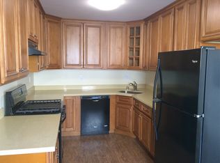 1125 College Ave APT 5, San Mateo, CA 94401