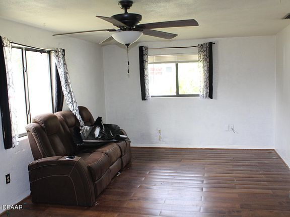 2nd image of 1011 Beulah Dr