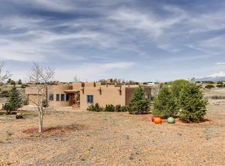 14 Serena Rd, Santa Fe, NM 87508