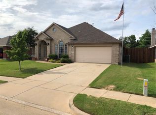 1703 Sunflower Dr, Corinth, TX 76210