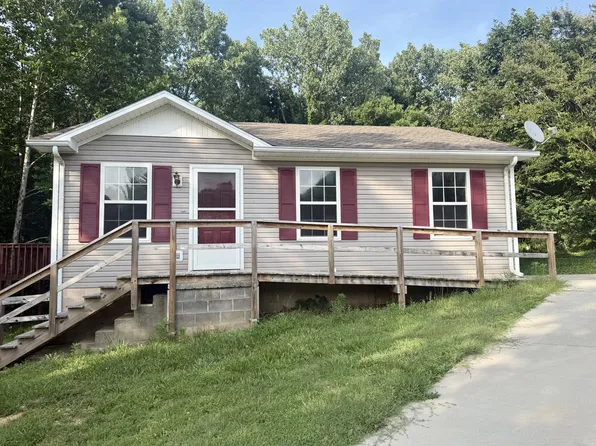 74 English Dr, Cadiz, KY 42211