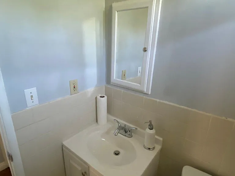 7137 Bellaire Ave — Photo 9