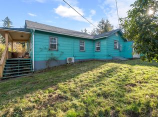 681 Ne 8th Pl, Toledo, OR 97391