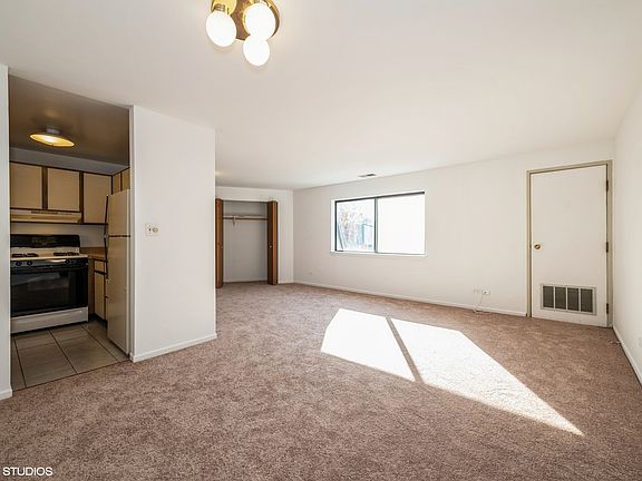 4th image of 550 Vine Ave APT 201
