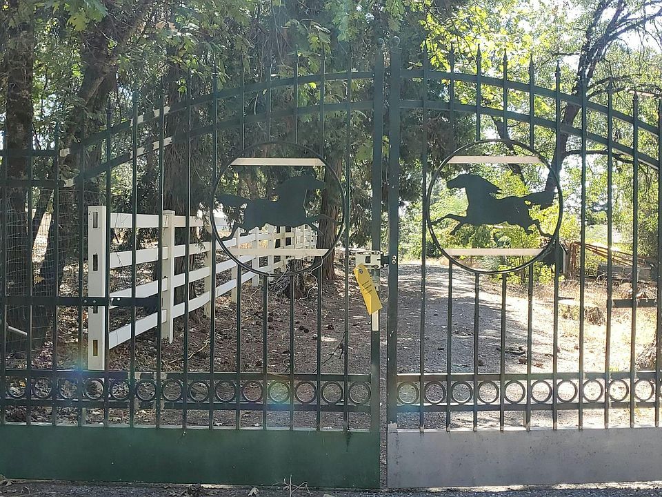 1st image of 79 Rhoda Niderost Ln