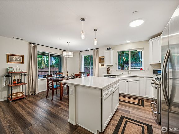 4th image of 5993 NE Verdant Drive