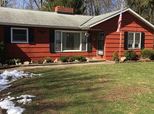 9288 Usher Rd, Olmsted Township, OH 44138