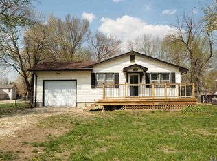 109 Maple St, Americus, KS 66835