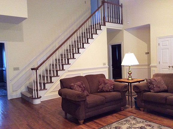 3rd image of 151 Peachtree Dr