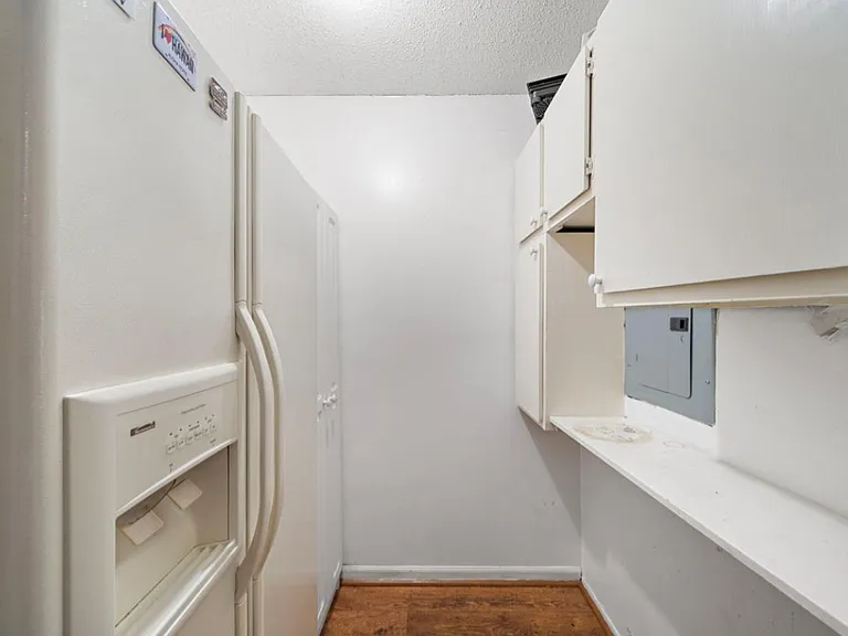 9521 Windswept Ln #9521 — Photo 8