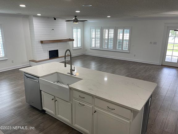 3rd image of 211 Peter Island Dr