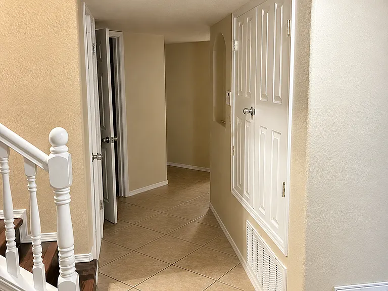 3836 Tierra Roman Dr — Photo 3