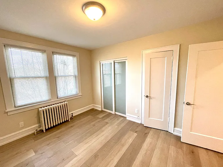 1241 Illinois Ave — Photo 10