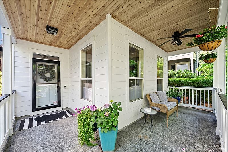 2nd image of 34743 SE Ridge Street
