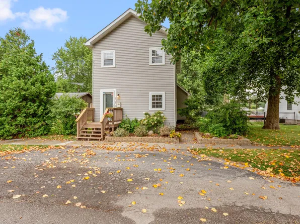 408 Wabash Ave, Chesterton, IN 46304