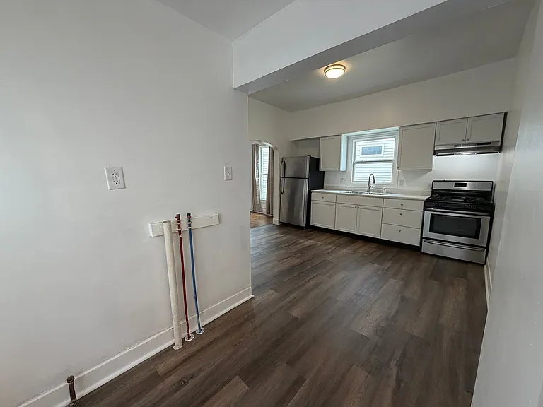 128 Fair St SE — Photo 6