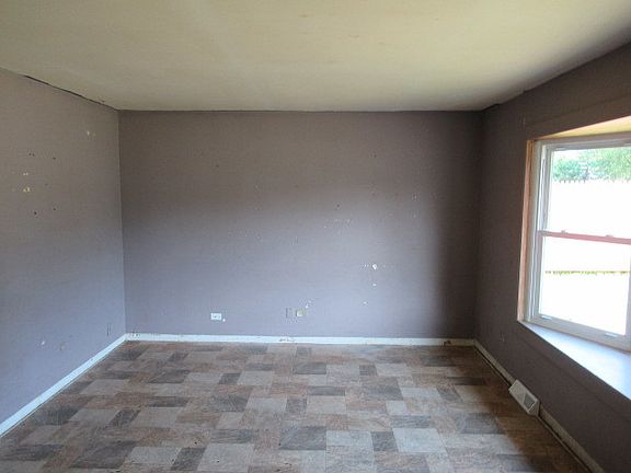 4th image of 11851 W Josephine Dr