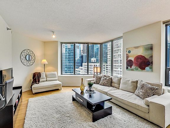 5th image of 400 N Lasalle St #1305