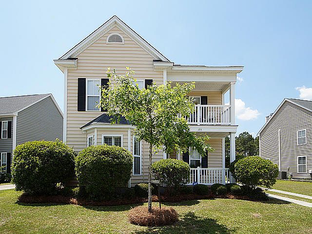 2nd image of 173 Avonshire Dr