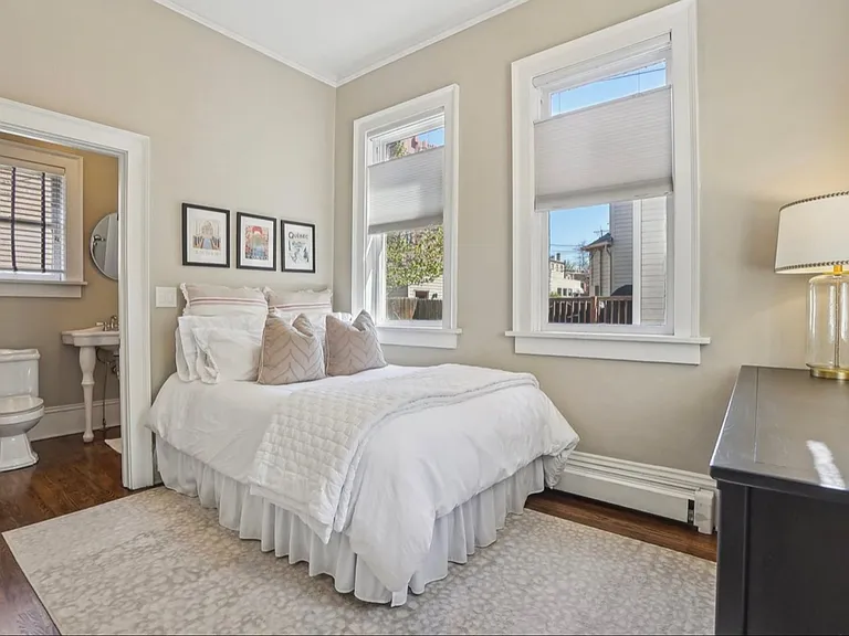 1176 N Gaylord St #101 — Photo 27
