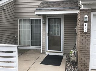 5985 Wedgewood Ln N UNIT 38, Plymouth, MN 55446