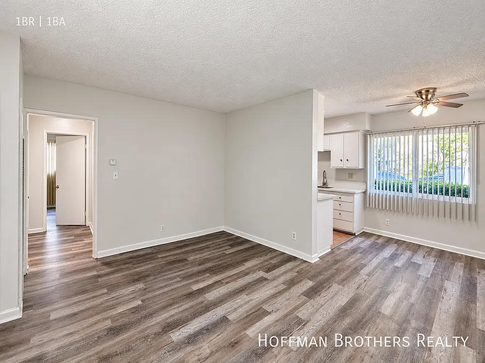 6809 Baird Ave #4