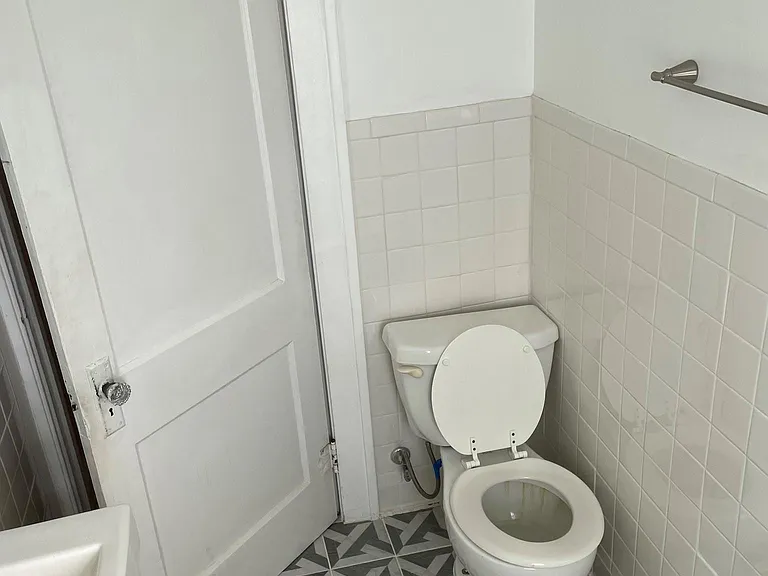 5314 Broadway St — Photo 15
