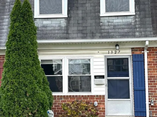 1327 Mantle St, Parkville, MD 21234