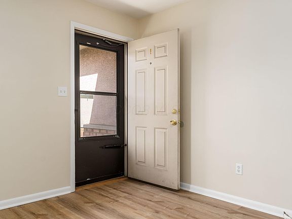 5th image of 512/514 S Otterbein Ave