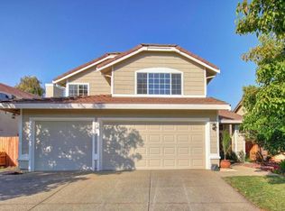 8867 Springhurst Dr, Elk Grove, CA 95624