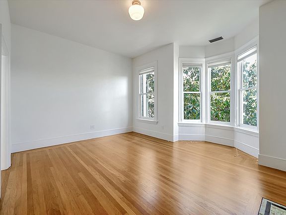 3rd image of 3743 1/2 23rd St