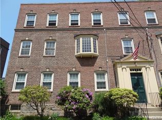 92 Rowsley St APT 3, Bridgeport, CT 06605