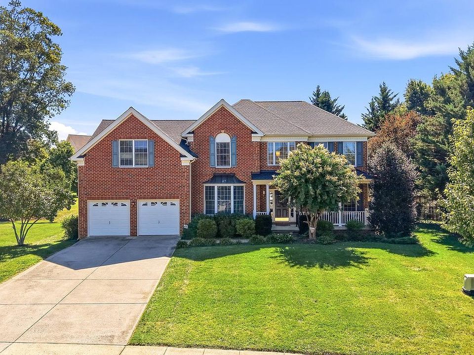 1st image of 961 Meadow Ct