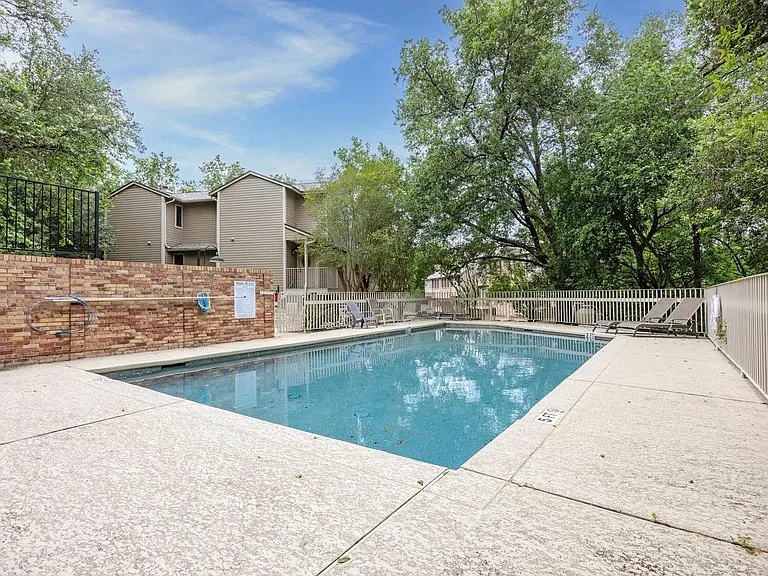 3845 Ranch Road 2222 #T-2 — Photo 34