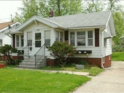 1833 E Walnut St, Des Moines, IA, 50316