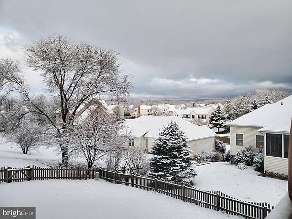 3rd image of 2643 Middle Rd