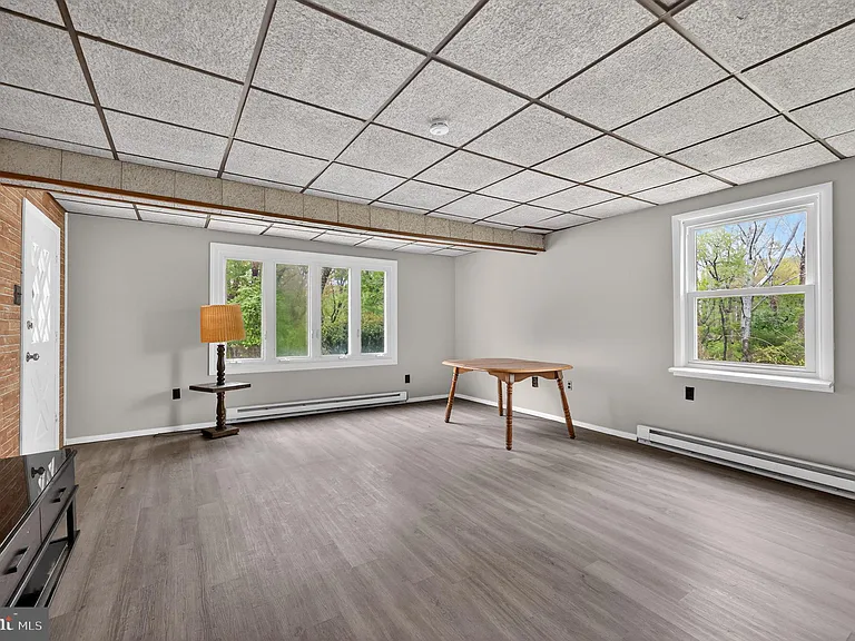 4225 Walsh Ave — Photo 4