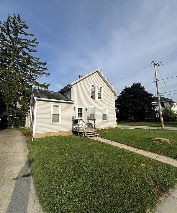 105 South St