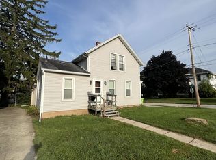 105 South St, Hartford, WI 53027