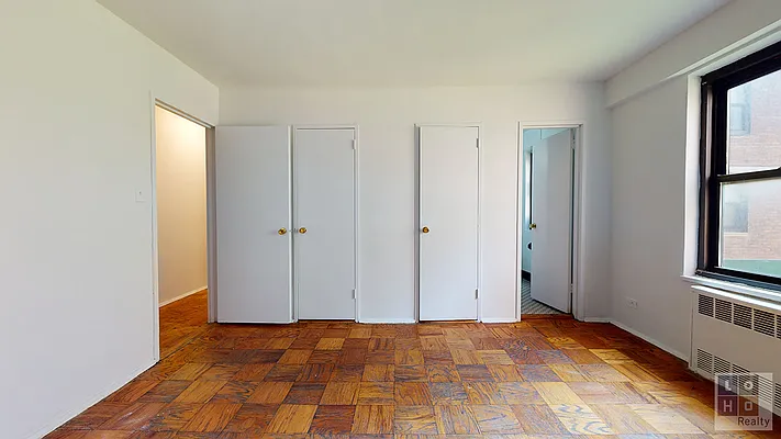 Sold by LoHo Realty | media 8