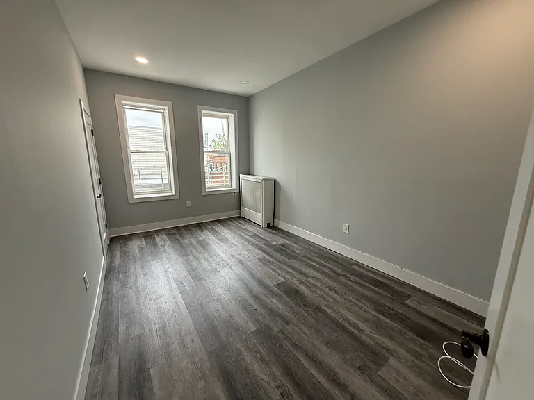 118-05 Liberty Ave #3 — Photo 6