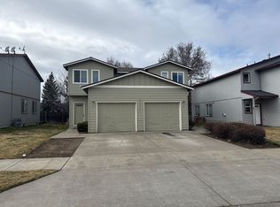 61331 Sally Ln UNIT 1, Bend, OR 97702