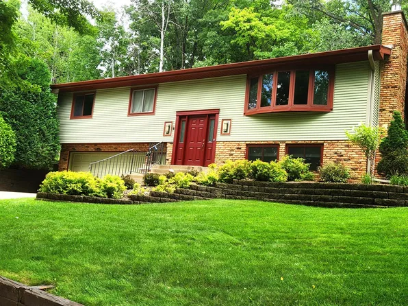 2510 Northern Hills Ct NE, Rochester, MN 55906