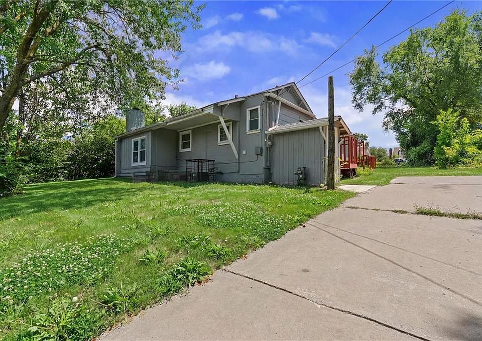 1st image of 432 Blue Ridge Blvd