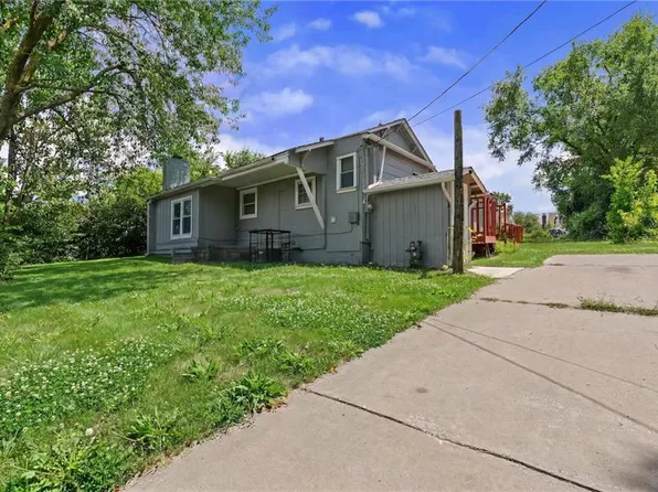 432 Blue Ridge Blvd, Kansas City, MO 64125