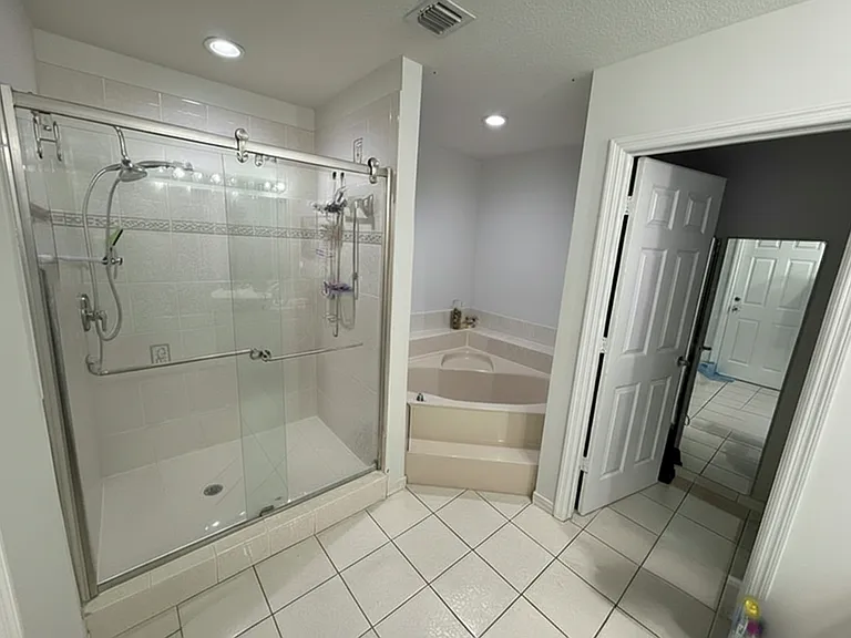 9121 SW 208th Ter — Photo 14