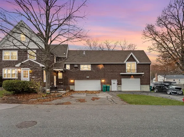 16-16A Felton St, Woburn, MA 01801